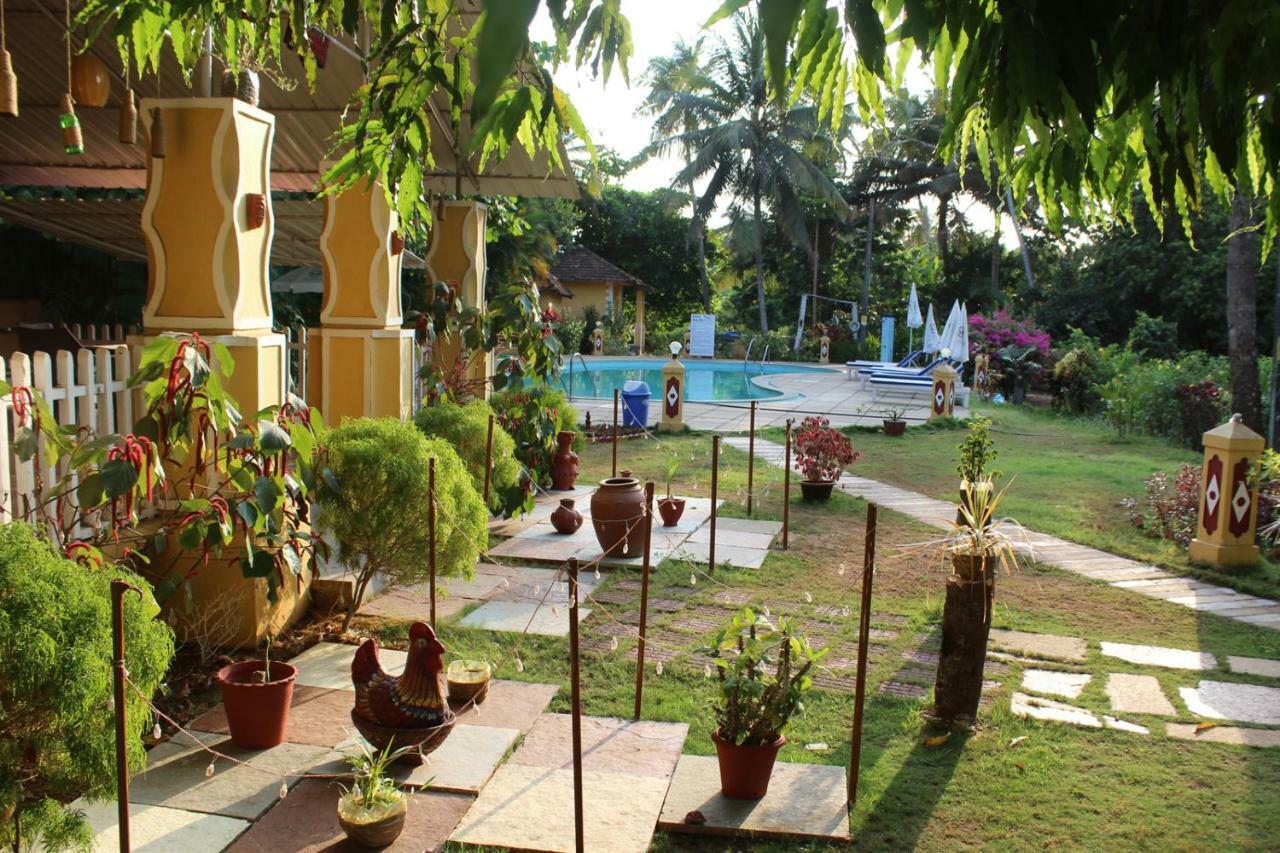 Carina Beach Resort Benaulim Bagian luar foto